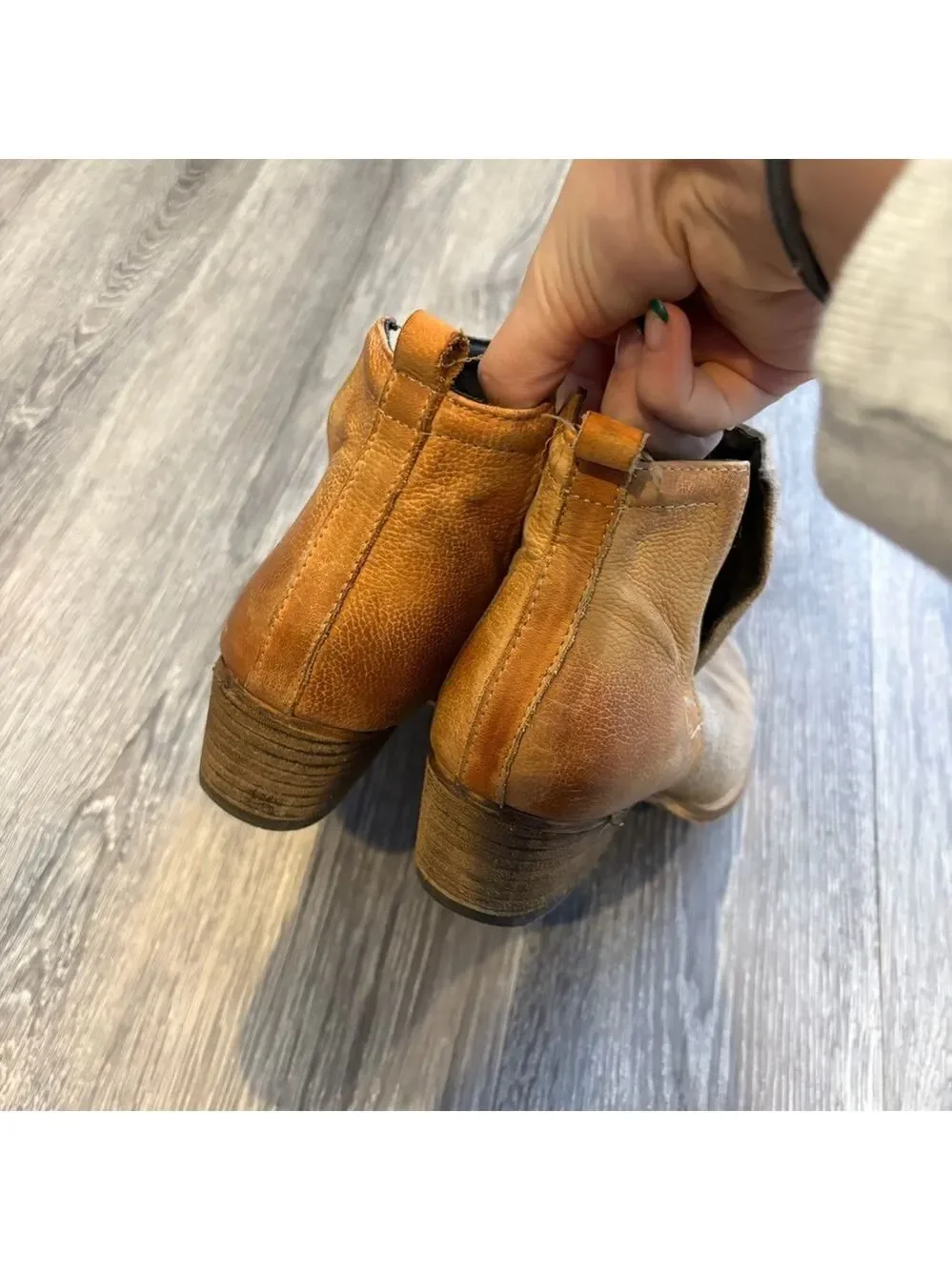 Diba Suede Ankle Booties in Taupe Size 9.5